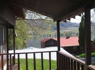 21 Blackler Rd, Oroville, WA 98844