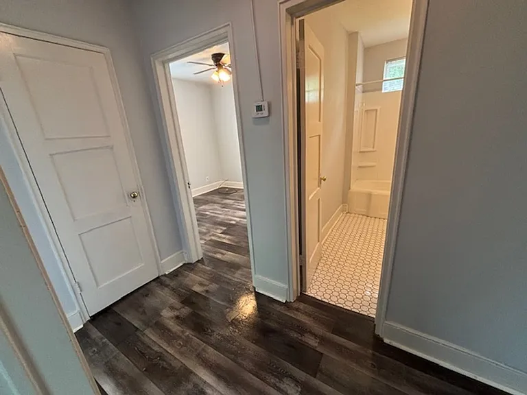 932 Munsen Spring Dr — Photo 8