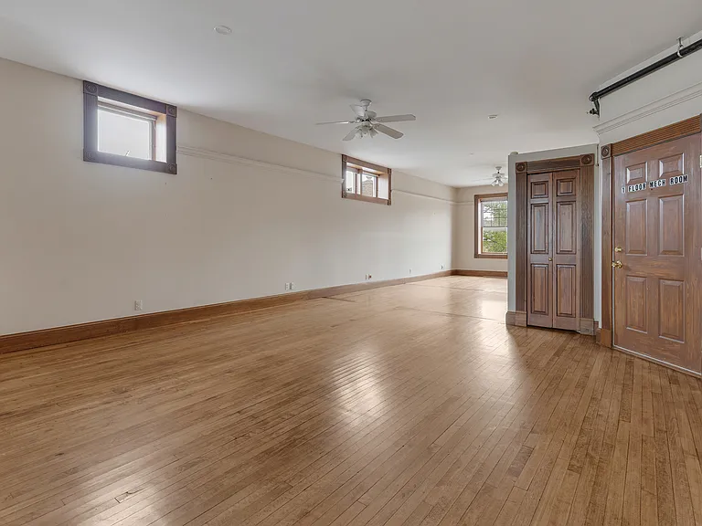 222 W Main St #A — Photo 10