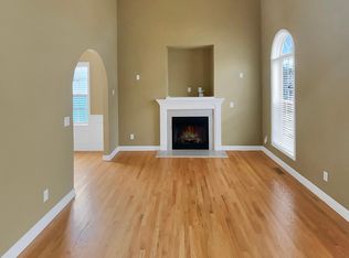 525 Lakeview Ave, Wake Forest, NC 27587