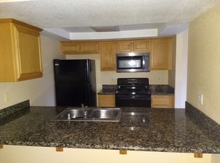 340 W 15th Ave W #2, Escondido, CA 92025