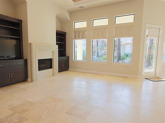 3rd image of 64 Hillwood Ln