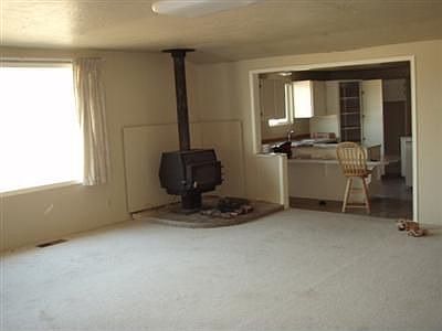 4th image of 380 Craiglea Dr