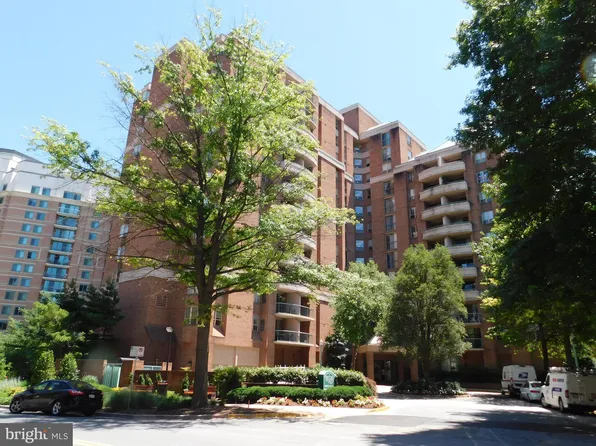 4808 Moorland Ln APT 503, Bethesda, MD 20814