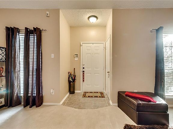 3rd image of 419 Wesley Ln