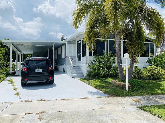 3rd image of 4128 Meadow View Dr