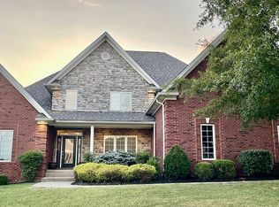 8809 Duck Crossing Ln, Louisville, KY 40291