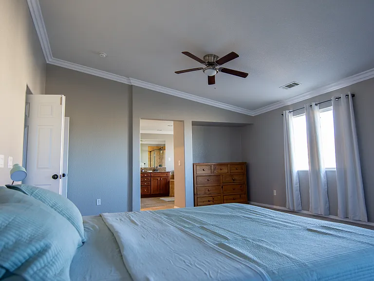 44310 Apache Plume St — Photo 9