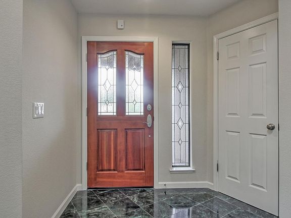 4th image of 5936 Jenny Lind Ct