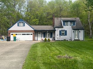 6659 Oakdale Rd, Mentor, OH 44060
