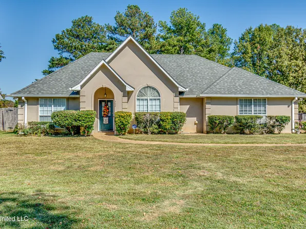 302 Sagewood Dr, Ridgeland, MS 39157