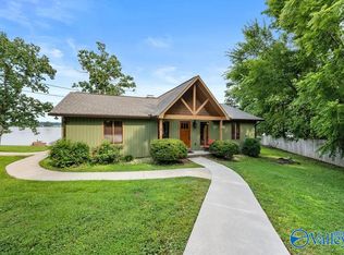 74 Horseshoe Bend Rd, Rainbow City, AL 35906