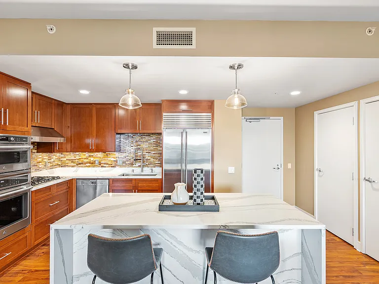 645 Front St #604 — Photo 13