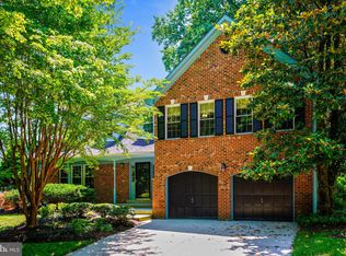 6511 Lisa Ln, Bowie, MD 20720