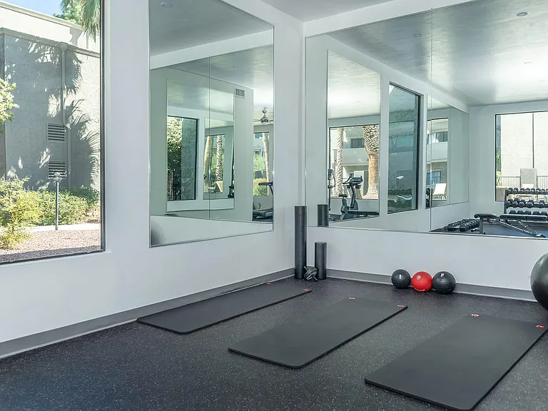 24-hour fitness room