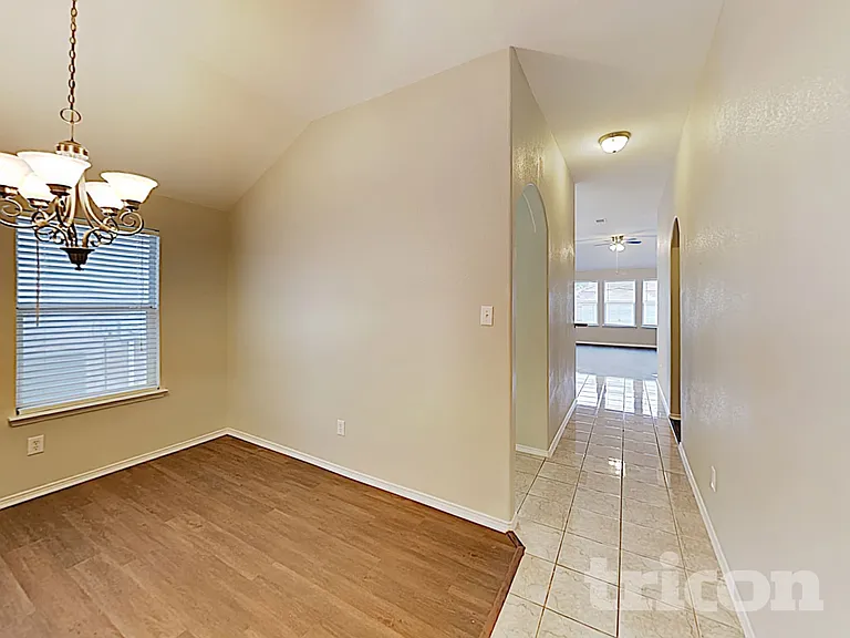 2934 Margeaux Dr — Photo 5