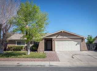 415 Golden Valley Dr, Henderson, NV 89002