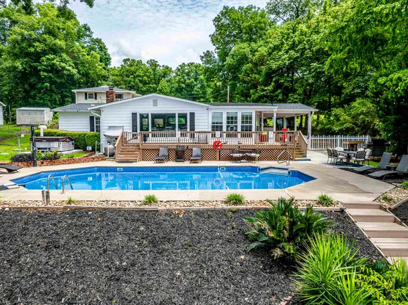 339 Thomas Dr, Eatonton, GA 31024