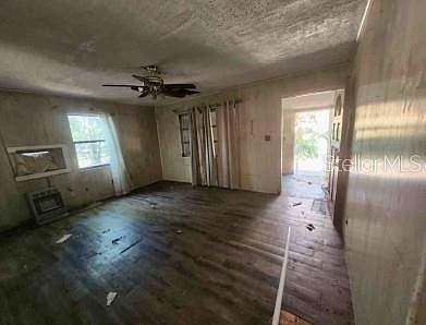 2nd image of 1127 Robinson Ave