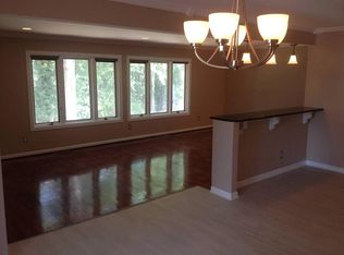 405 Garwood Dr, Cherry Hill, NJ 08003