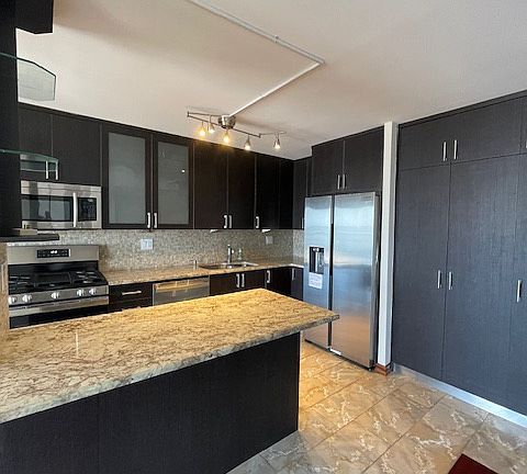 2nd image of 501 Surf Ave #21