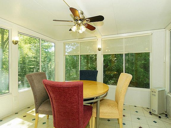 3rd image of 2231 Springside Dr