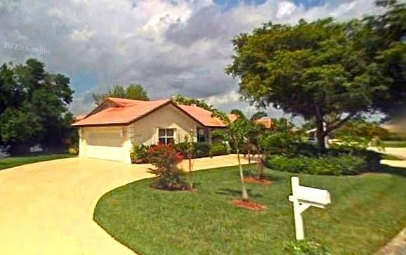 1st image of 7125 NW 102nd Avenue