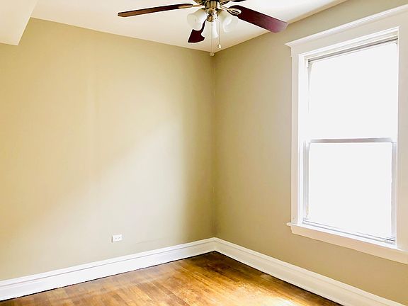 4th image of 4421 N Kimball Ave APT 1