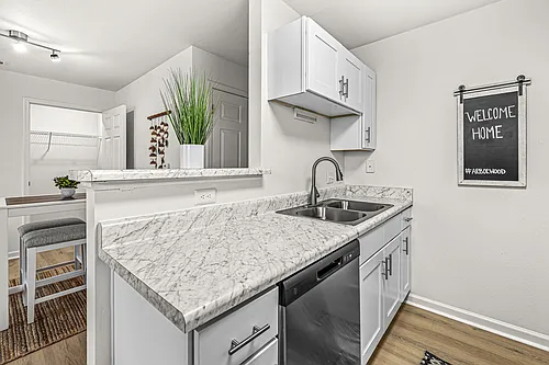 Arborwood Apartments Photo 1 Arborwood Apartments Photo 1