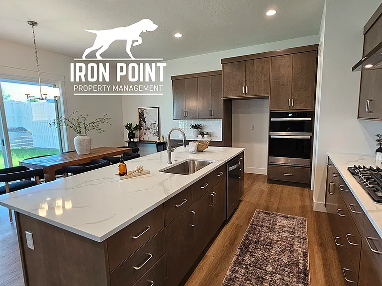 1220 W Grassland St — Photo 13
