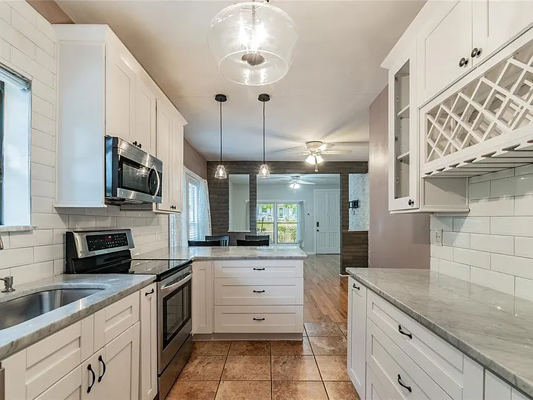 317 W Jean St — Photo 22
