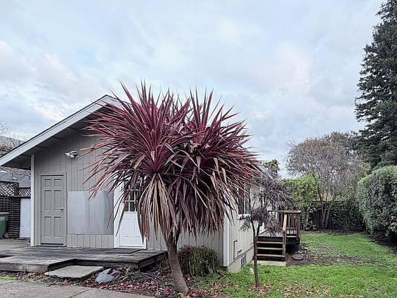 entry way and yard
