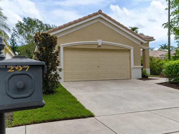 297 Conservation Dr, Fort Lauderdale, FL 33327