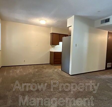 5th image of 515 S 2nd St Unit 7