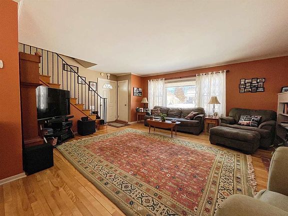 5th image of 45 Pierrepont Ave