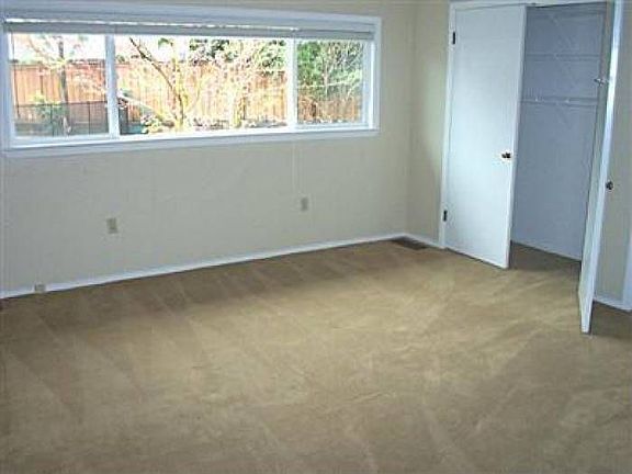 4th image of 1204 Lucio Ln