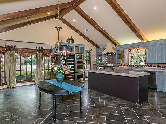 4th image of 6703 Palacio Dr