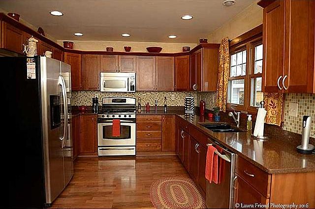 1st image of 42 Orchard Dr