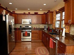 42 Orchard Dr, Buffalo, NY 14223