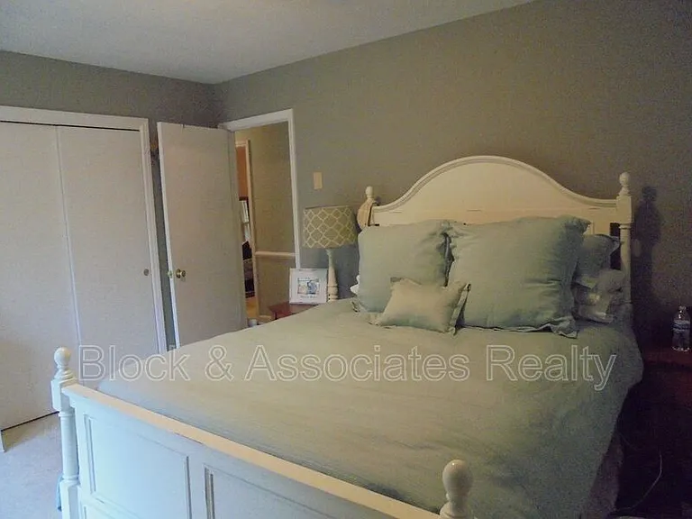 2314 Dover Pl — Photo 14