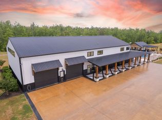 2805 Kendrick Rd, Michie, TN 38357