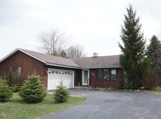 225 Heritage St, Belgium, WI 53004