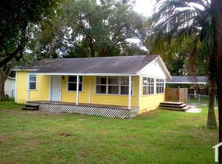 5735 8th St, Zephyrhills, FL 33542