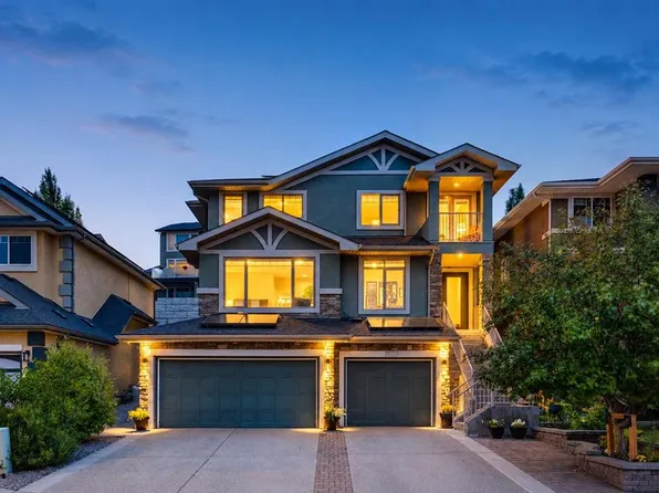 7520 S Springbank Way SW, Calgary, AB T3H 4V4