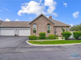 2234 Fox Run Cir #12-46, Findlay, OH 45840