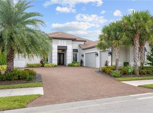 9308 Tulipano Ter, Naples, FL 34119
