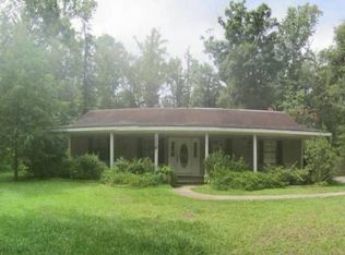 52 Curlie Seal Rd, Picayune, MS 39466