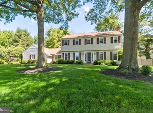 10 Joanne Rd, Holland, PA 18966