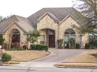 1141 Camden Ct, Woodway, TX 76712
