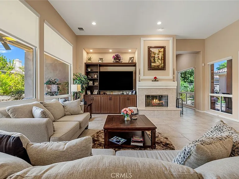 78652 Alliance Way — Photo 6
